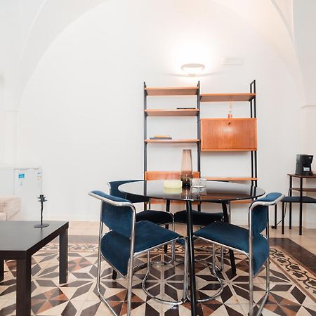 Donna Cristina Historic Apartment Lecce Zewnętrze zdjęcie